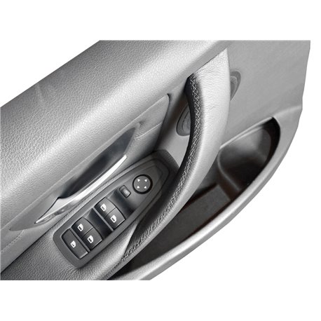 Pokrowiec skórzany do BMW 3 Serii F30 / F31 / F34 / F35 / F80 Uchwyt/ Klamka wewnętrzna (prawe drzwi) Pokrowiec skórzany do BMW 3 Serii F30 / F31 / F34 / F35 / F80 Uchwyt/ Klamka wewnętrzna (prawe drzwi)